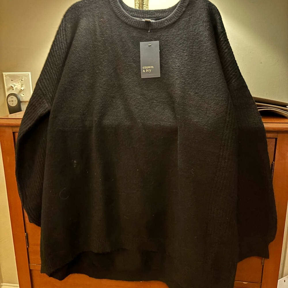 Black Crown & Ivy XL oversized sweater